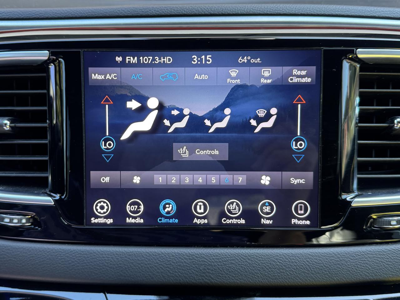 Chrysler Pacifica Touring-L Plus 2019