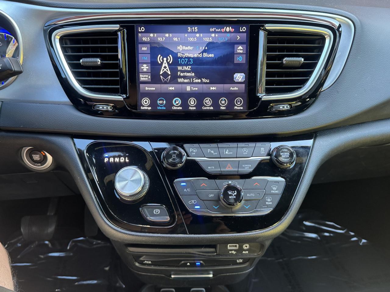 Chrysler Pacifica Touring-L Plus 2019
