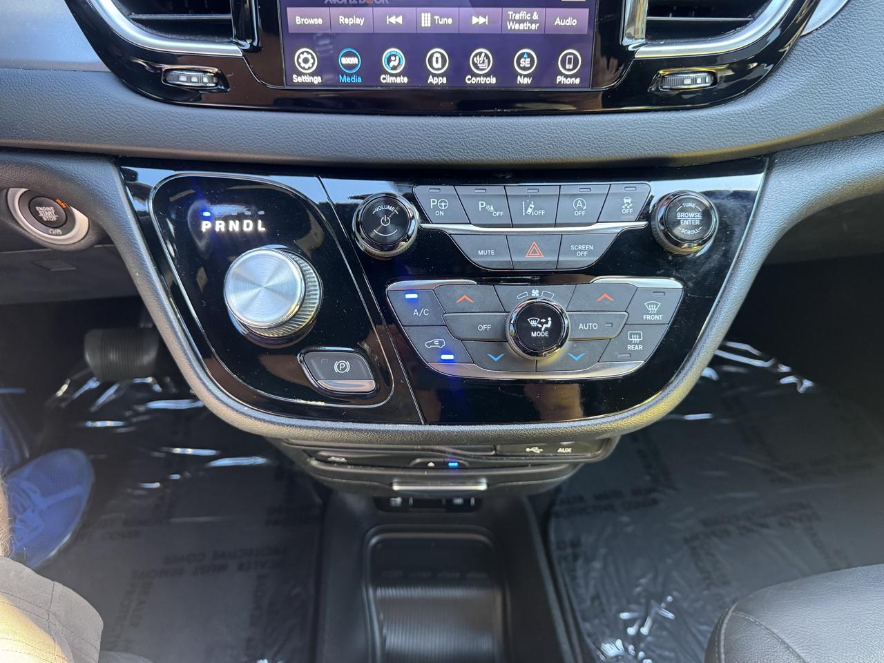Chrysler Pacifica Touring-L Plus 2019