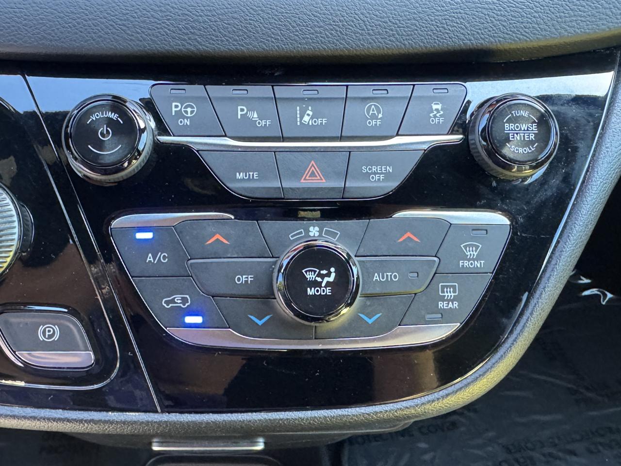 Chrysler Pacifica Touring-L Plus 2019