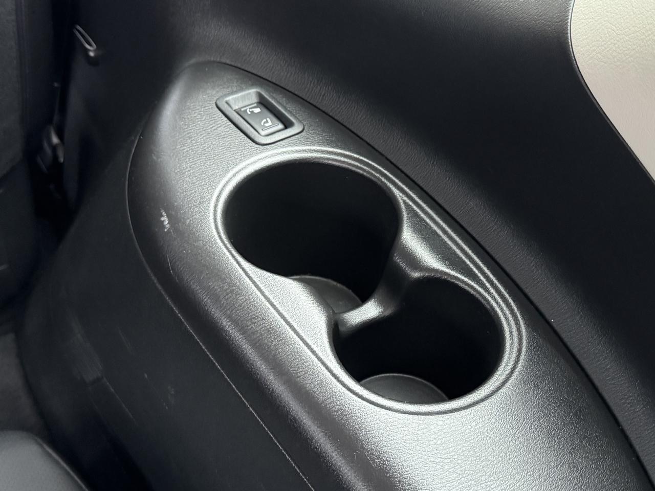 Infiniti QX80 photo 15
