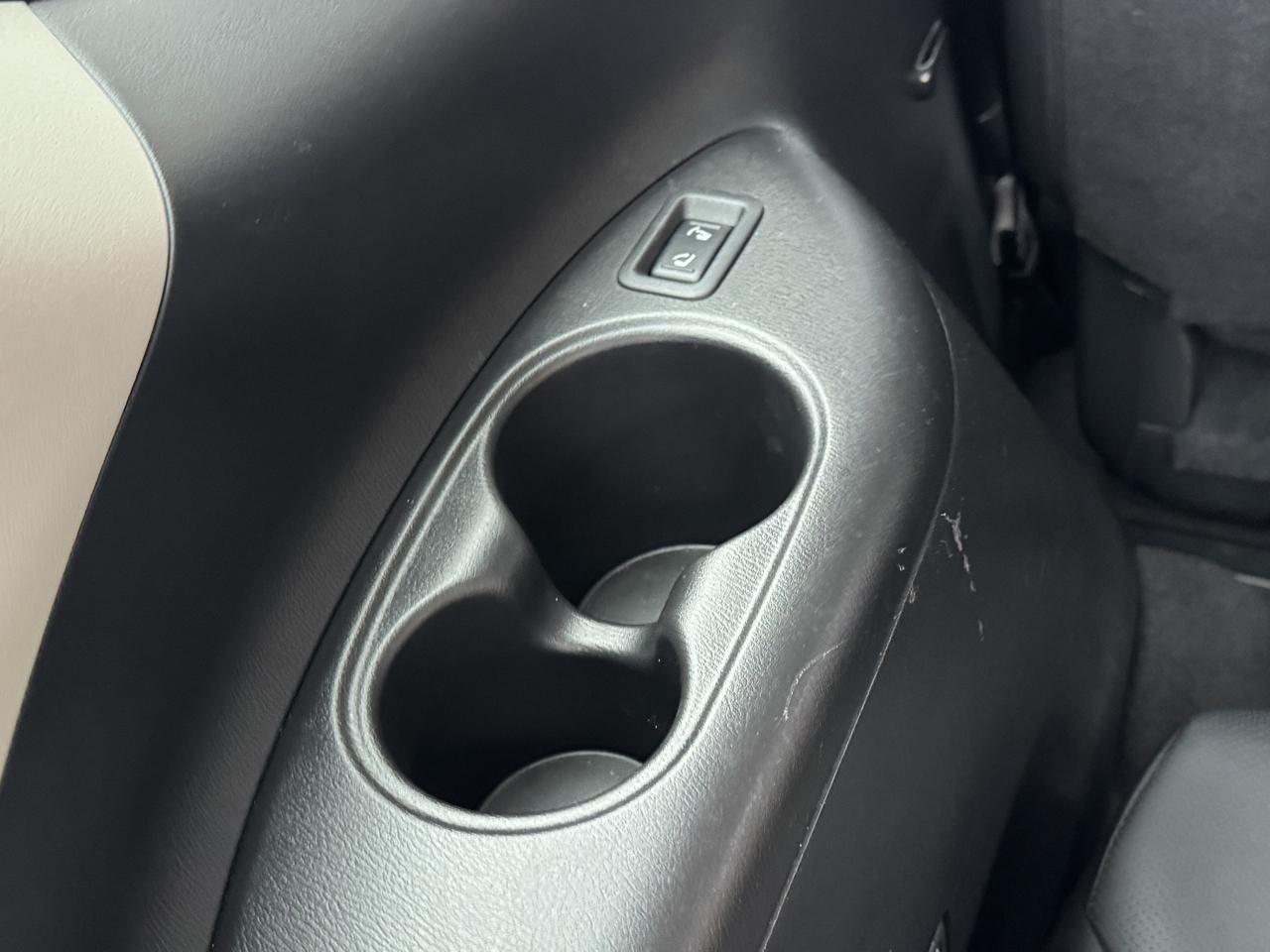 Infiniti QX80 photo 30