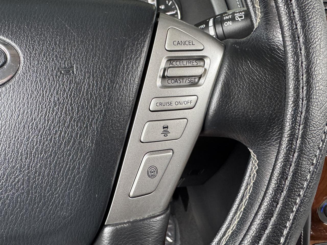 Infiniti QX80 photo 53