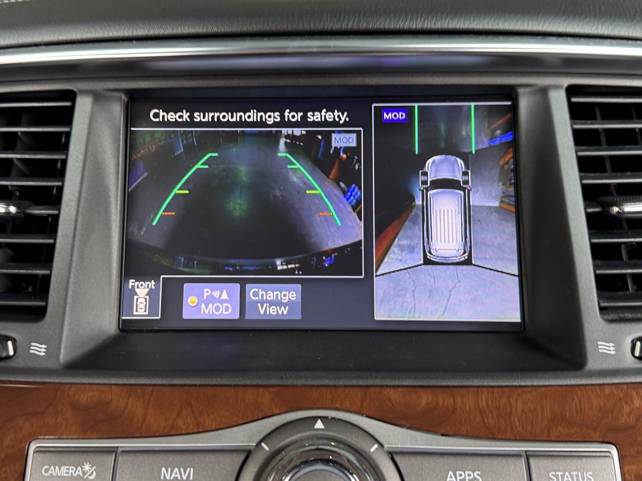 Infiniti QX80 photo 63