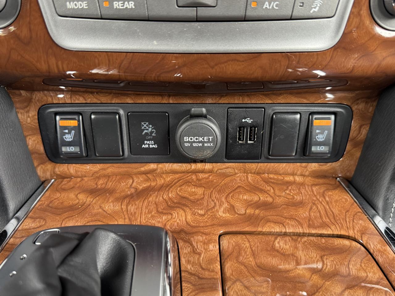 Infiniti QX80 photo 61