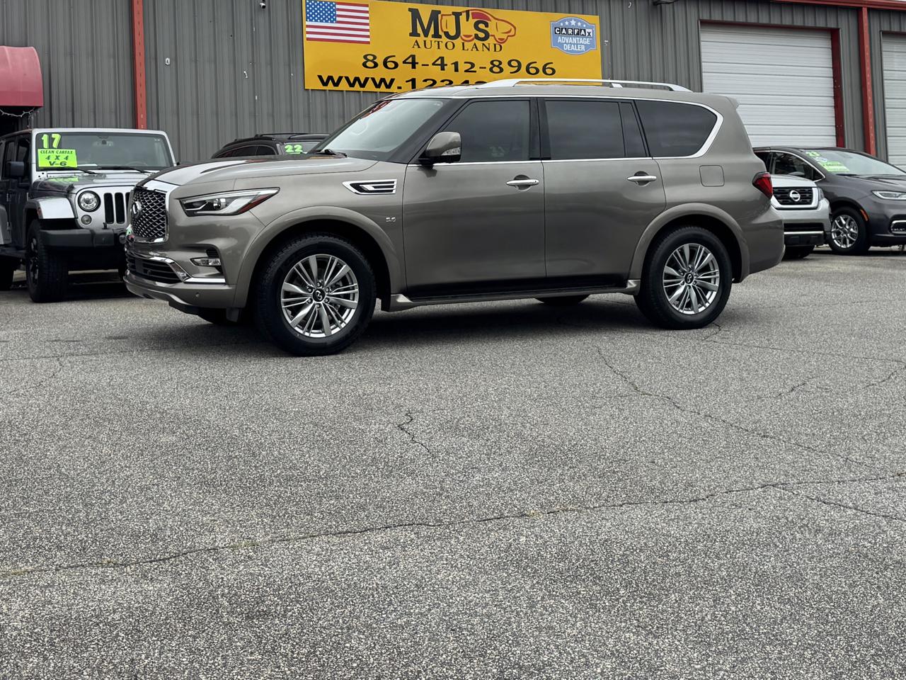 Infiniti QX80 photo 73