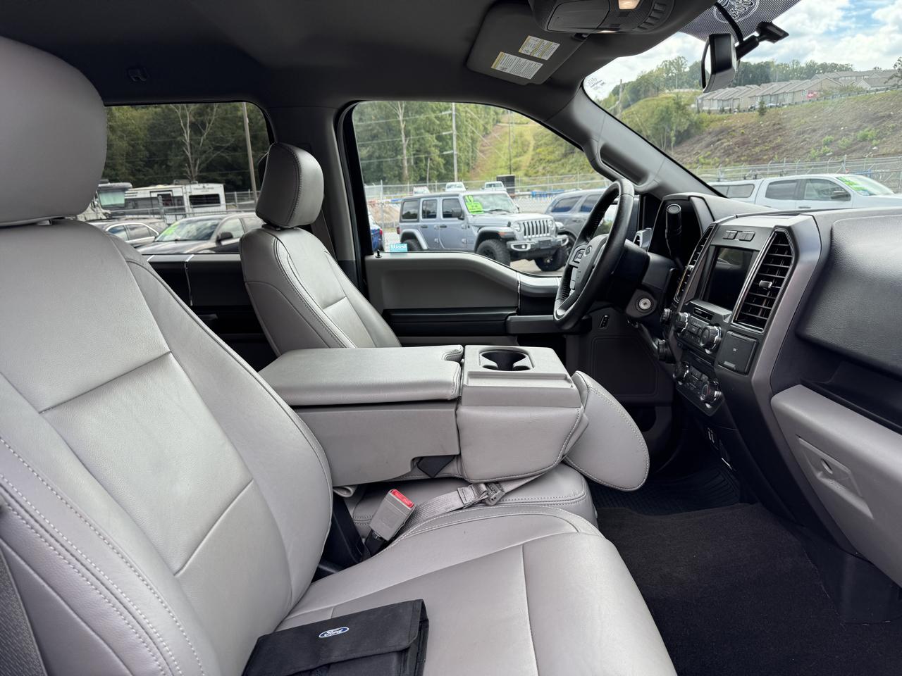 Ford F-150 XLT SuperCrew 4WD 2018