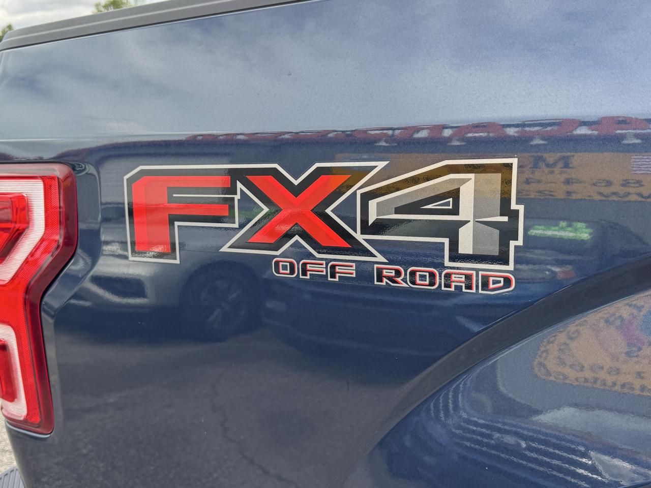 Ford F-150 XLT SuperCrew 4WD 2018