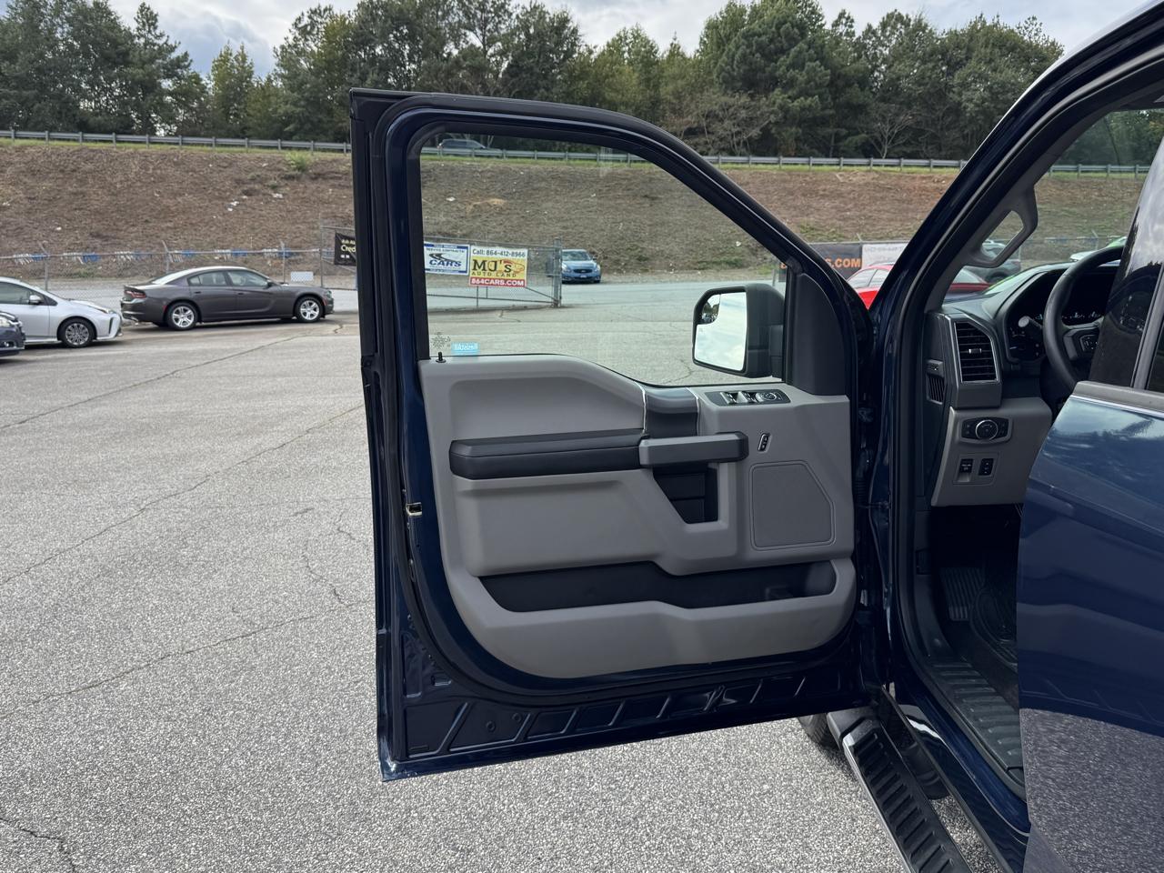 Ford F-150 XLT SuperCrew 4WD 2018