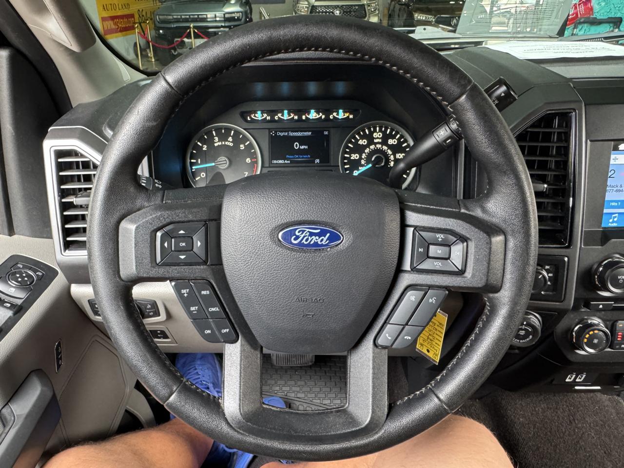 Ford F-150 XLT SuperCrew 4WD 2018