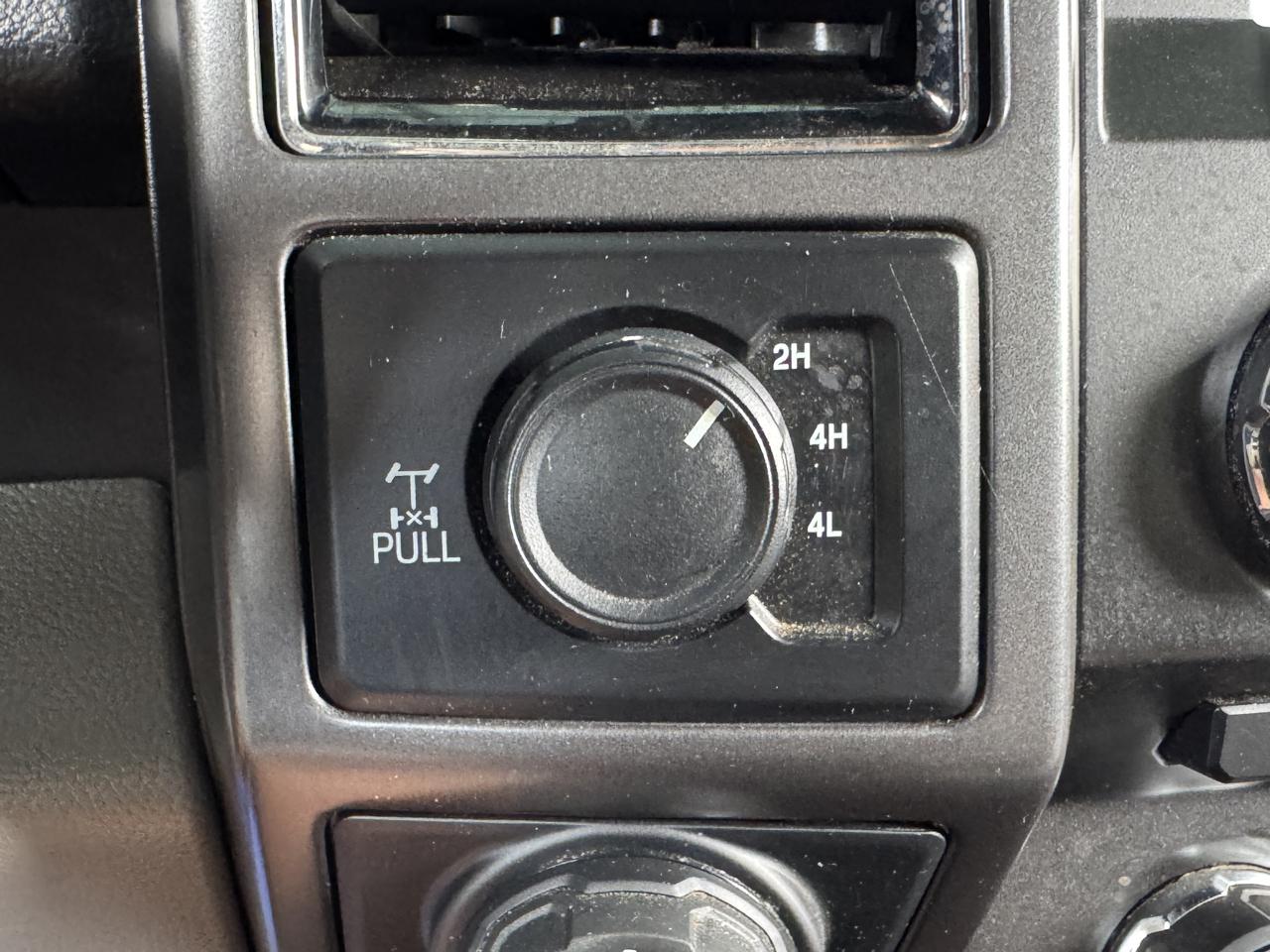 Ford F-150 XLT SuperCrew 4WD 2018