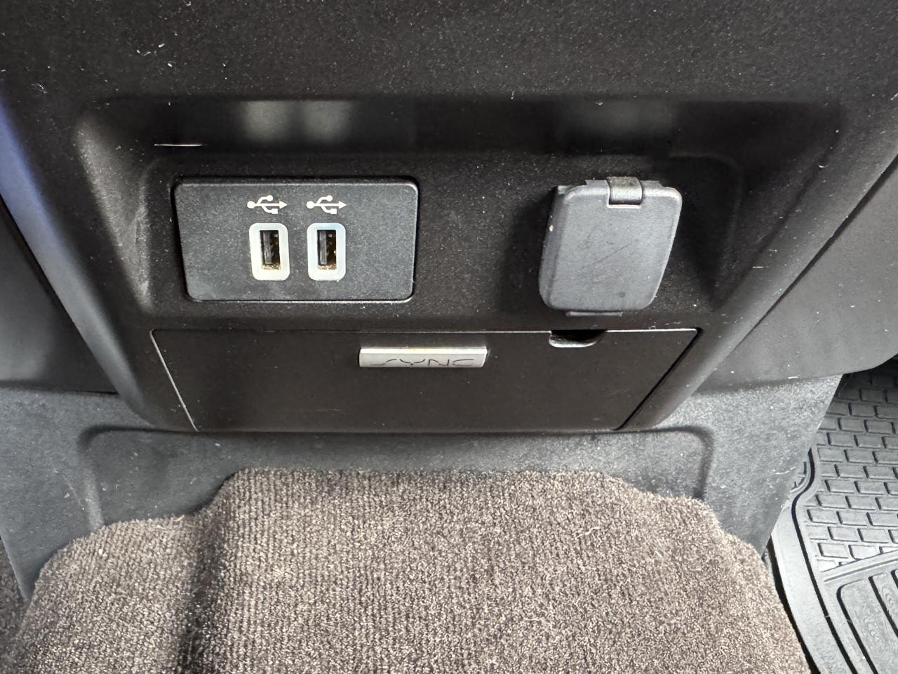 Ford F-150 XLT SuperCrew 4WD 2018