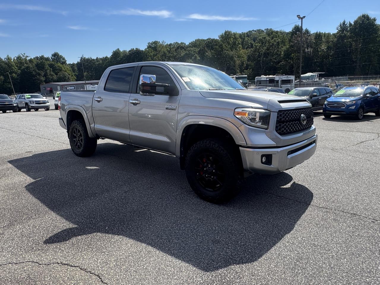 Toyota Tundra Platinum CrewMax 5.7L 4WD 2020