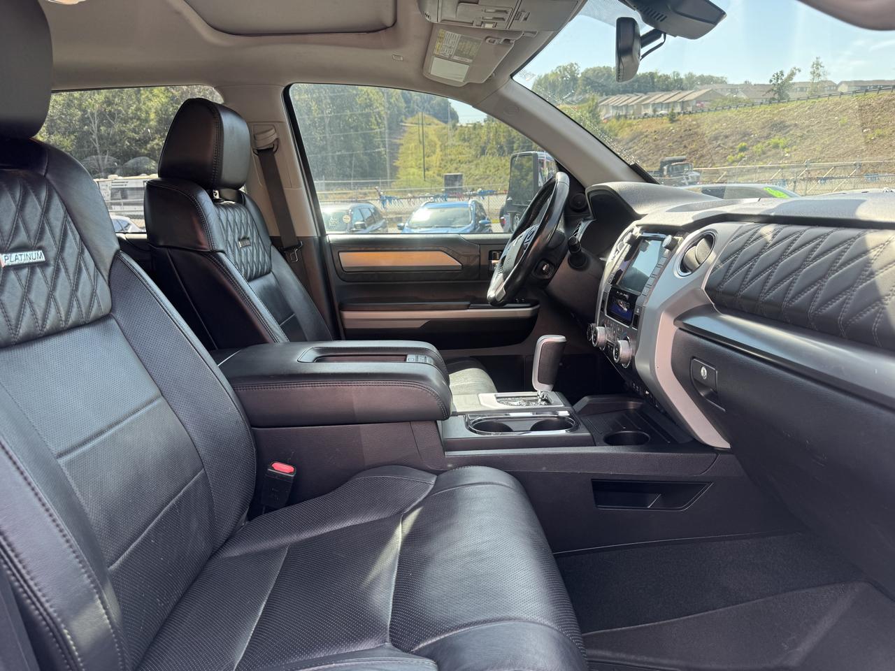 Toyota Tundra Platinum CrewMax 5.7L 4WD 2020