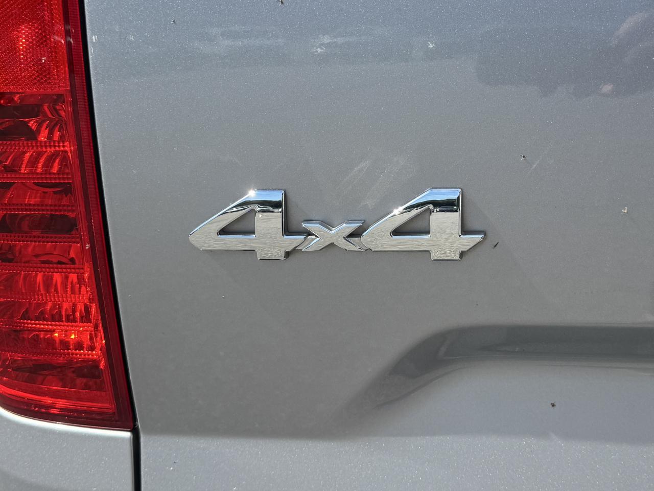 Toyota Tundra Platinum CrewMax 5.7L 4WD 2020