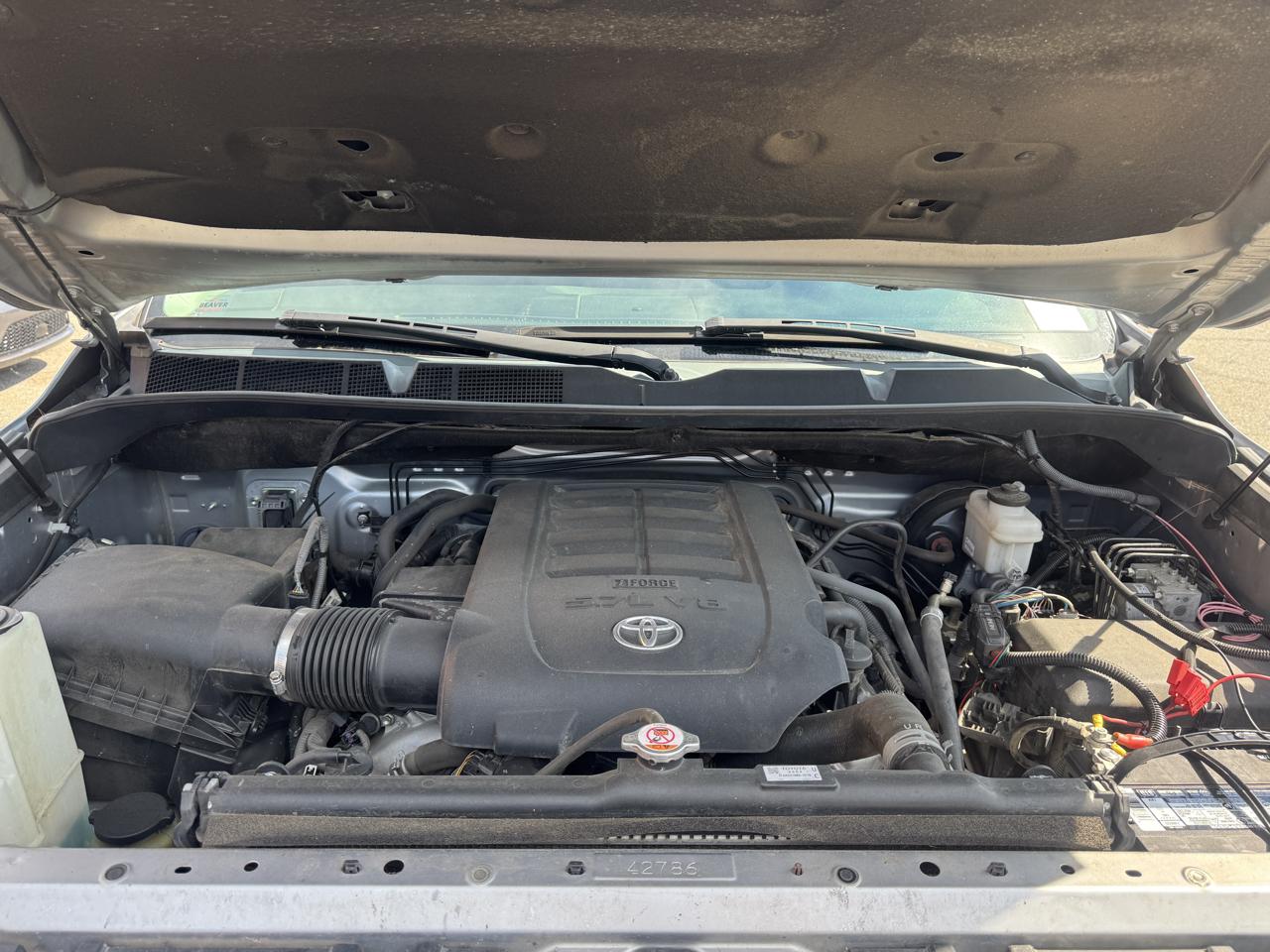 Toyota Tundra Platinum CrewMax 5.7L 4WD 2020