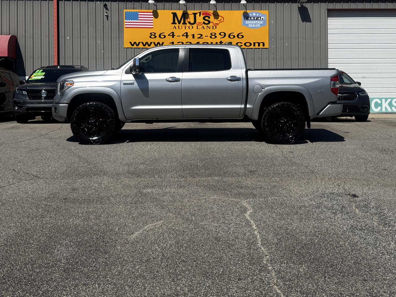 Toyota Tundra Platinum CrewMax 5.7L 4WD 2020