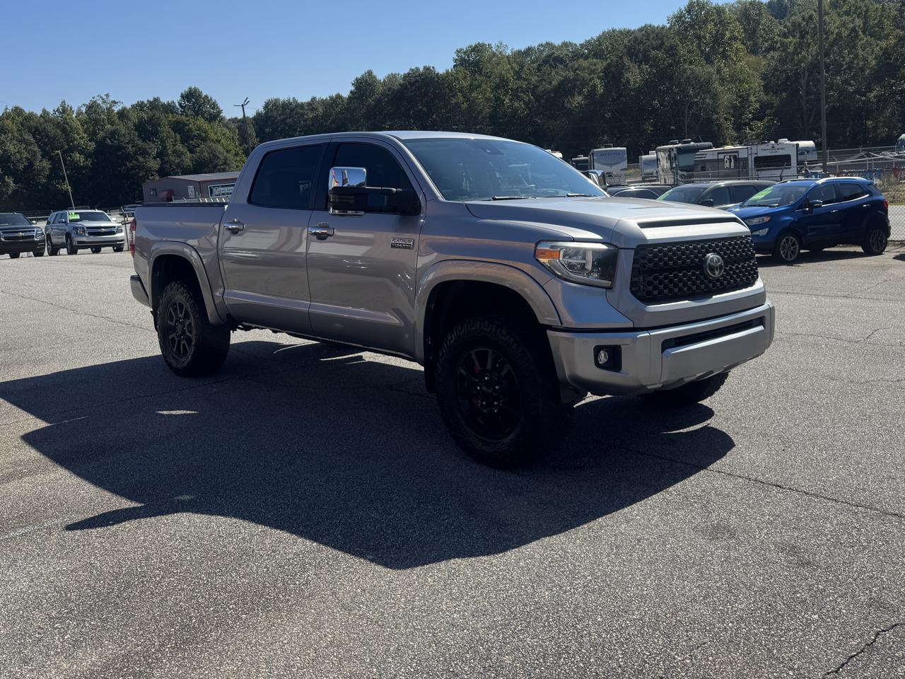 Toyota Tundra Platinum CrewMax 5.7L 4WD 2020