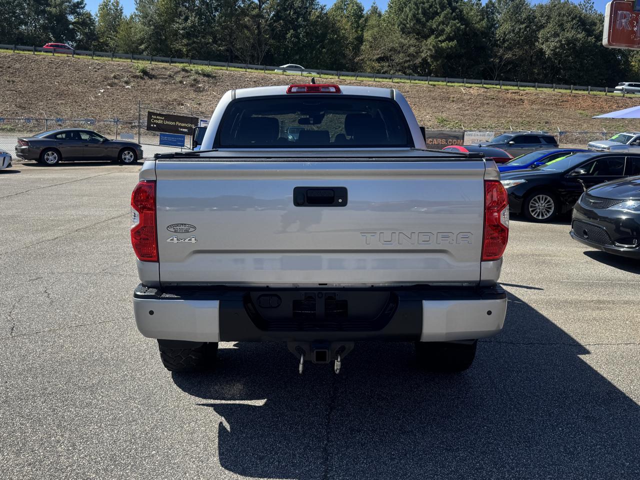 Toyota Tundra Platinum CrewMax 5.7L 4WD 2020