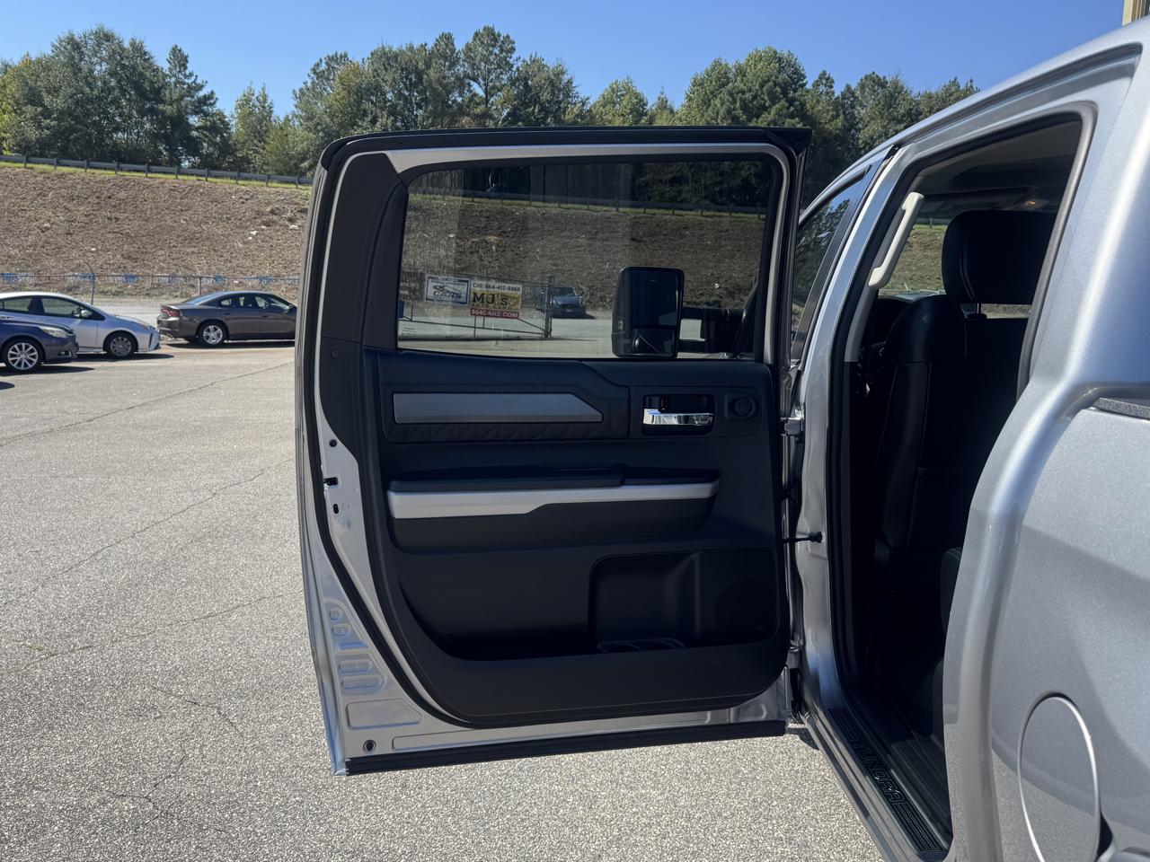 Toyota Tundra Platinum CrewMax 5.7L 4WD 2020