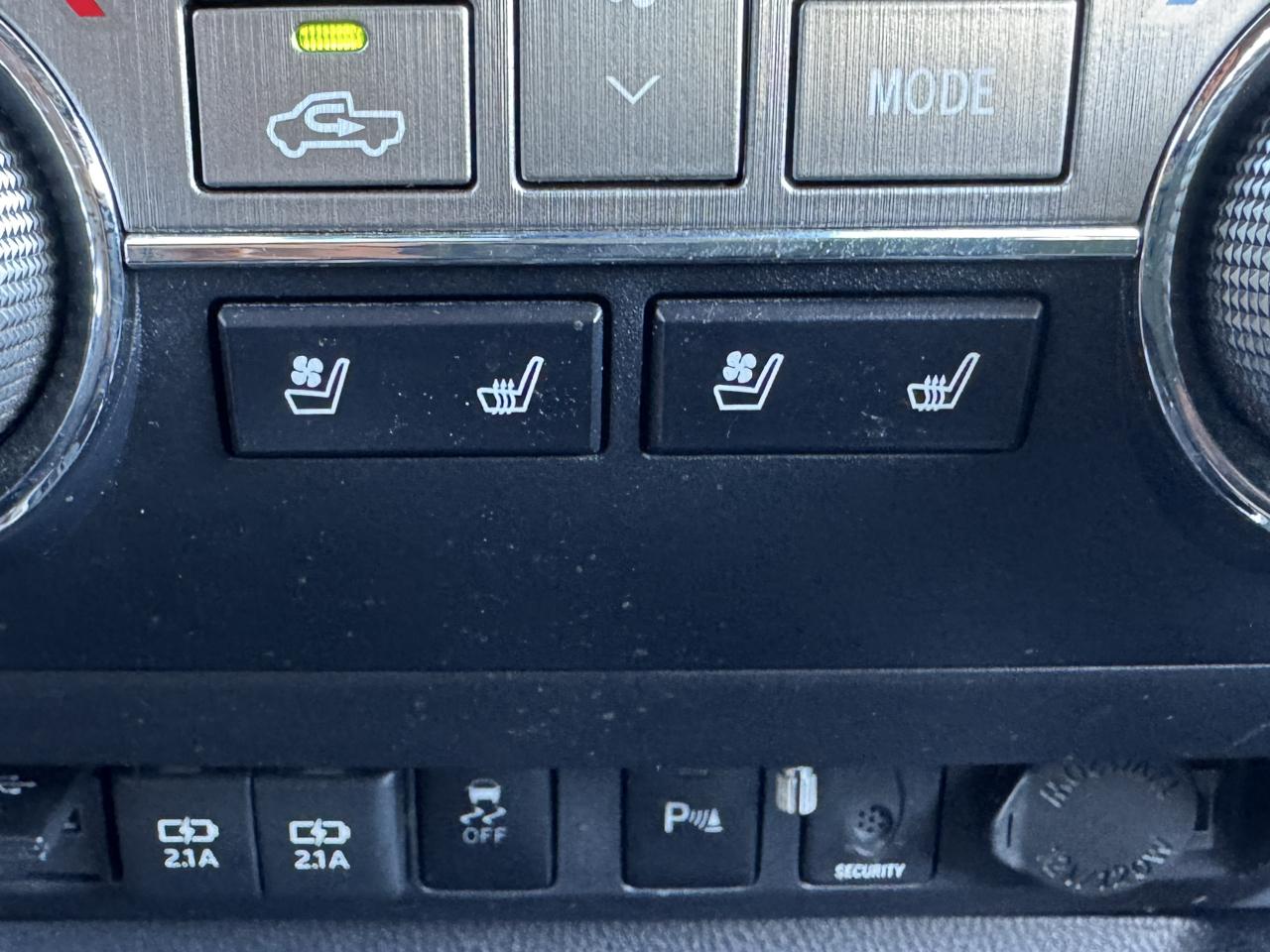 Toyota Tundra Platinum CrewMax 5.7L 4WD 2020