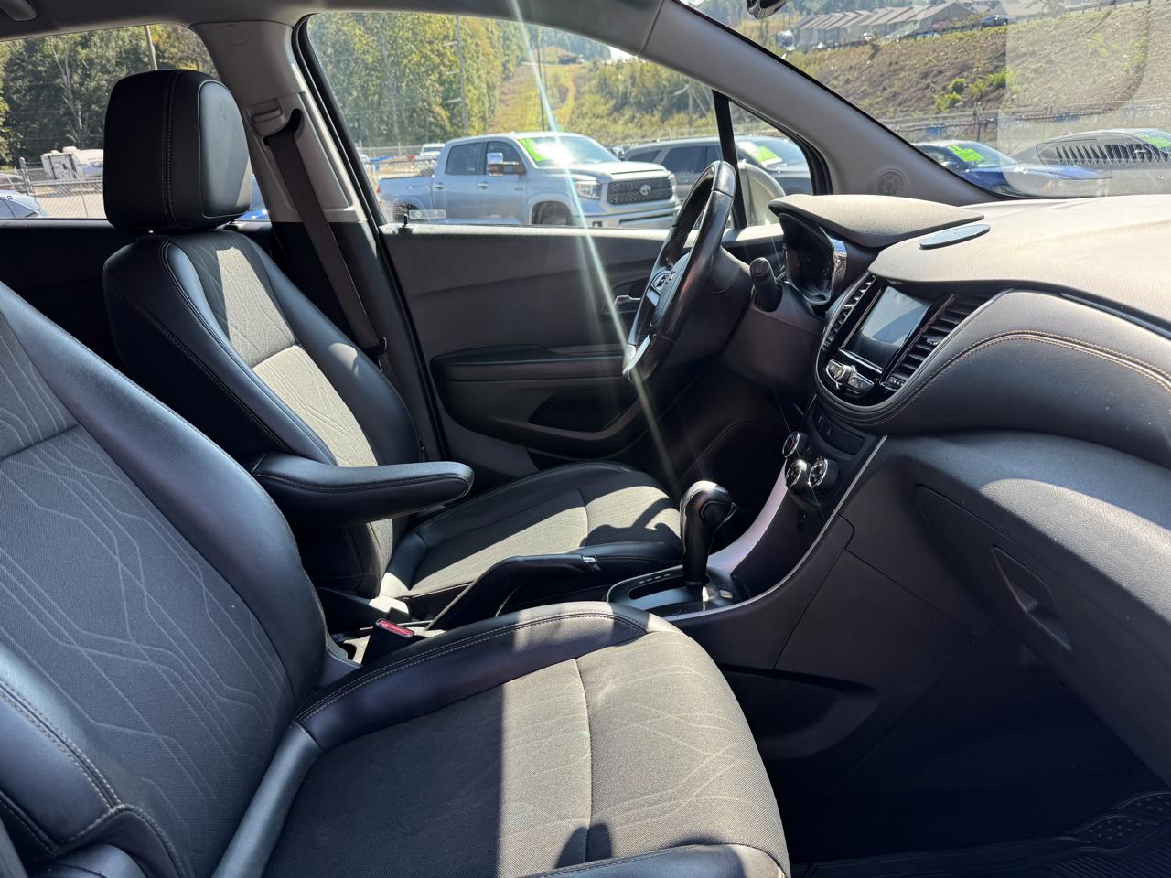 Chevrolet Trax photo 9