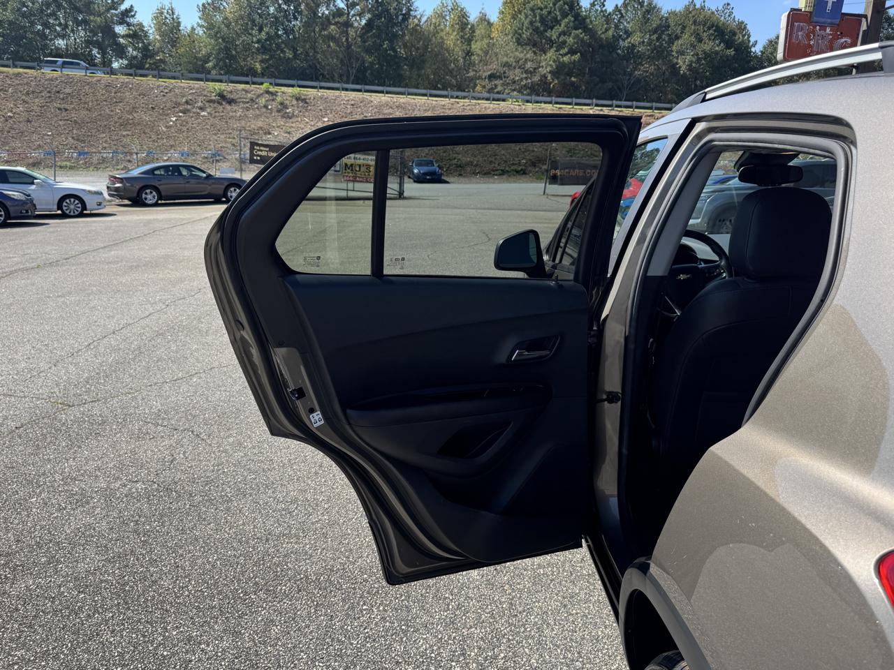 Chevrolet Trax photo 18