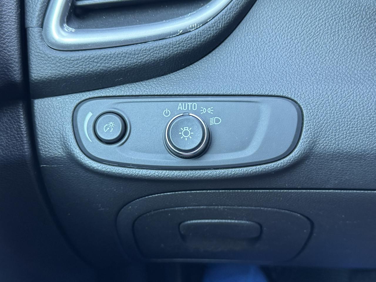 Chevrolet Trax photo 33