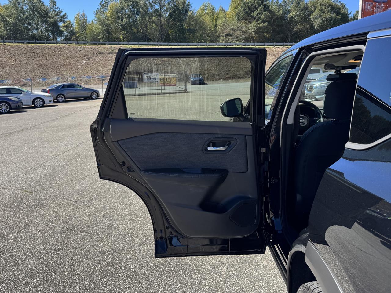 Nissan Rogue SV 2021