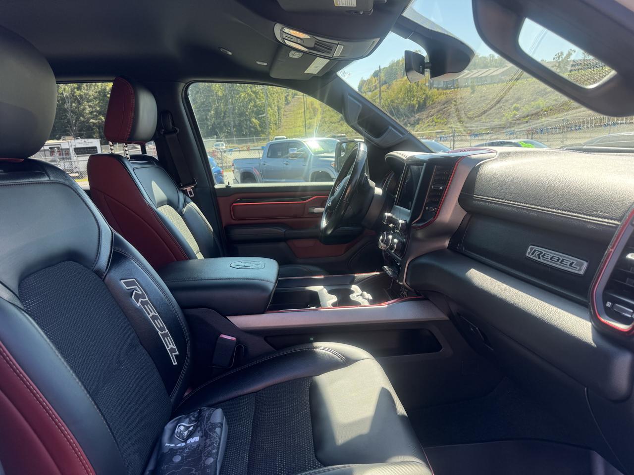 RAM 1500 Rebel Crew Cab 4WD 2020