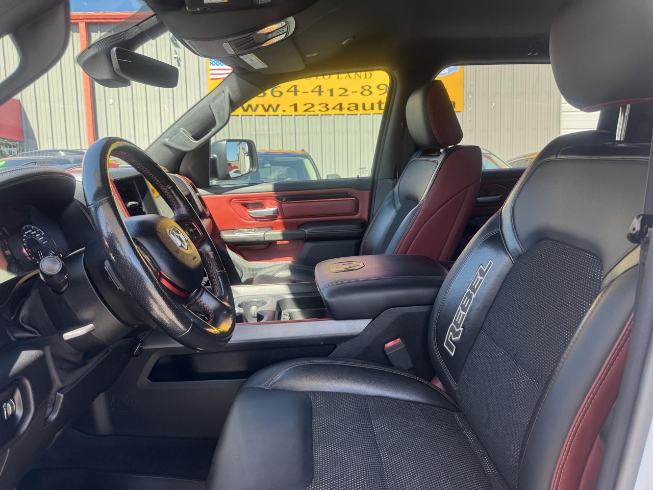 RAM 1500 Rebel Crew Cab 4WD 2020