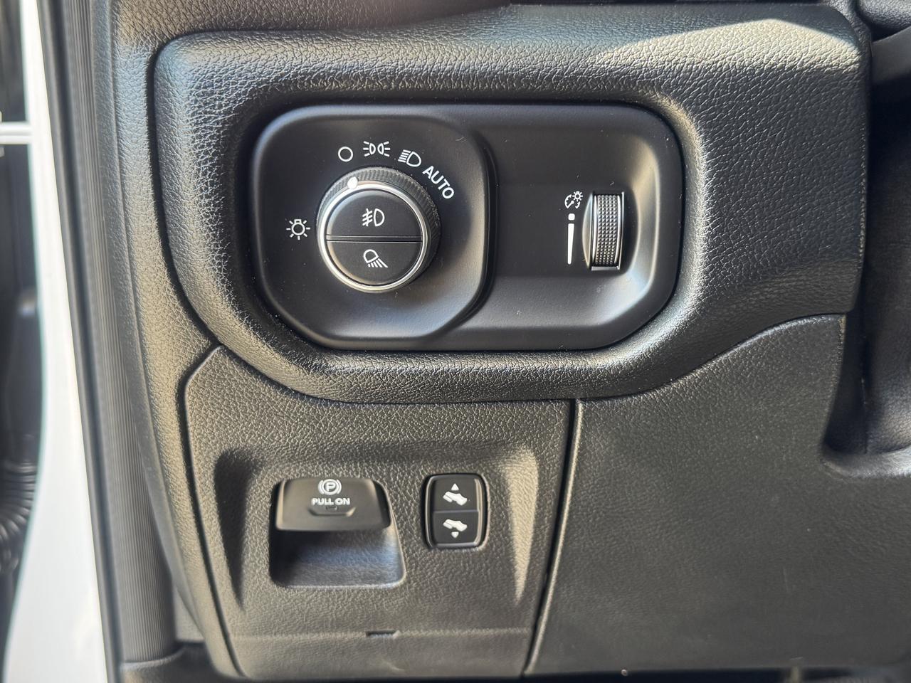 RAM 1500 Rebel Crew Cab 4WD 2020