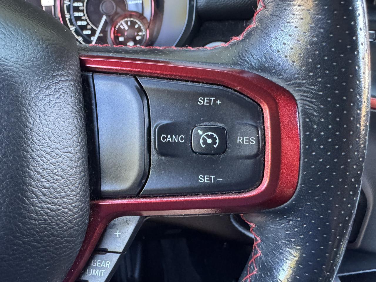 RAM 1500 Rebel Crew Cab 4WD 2020