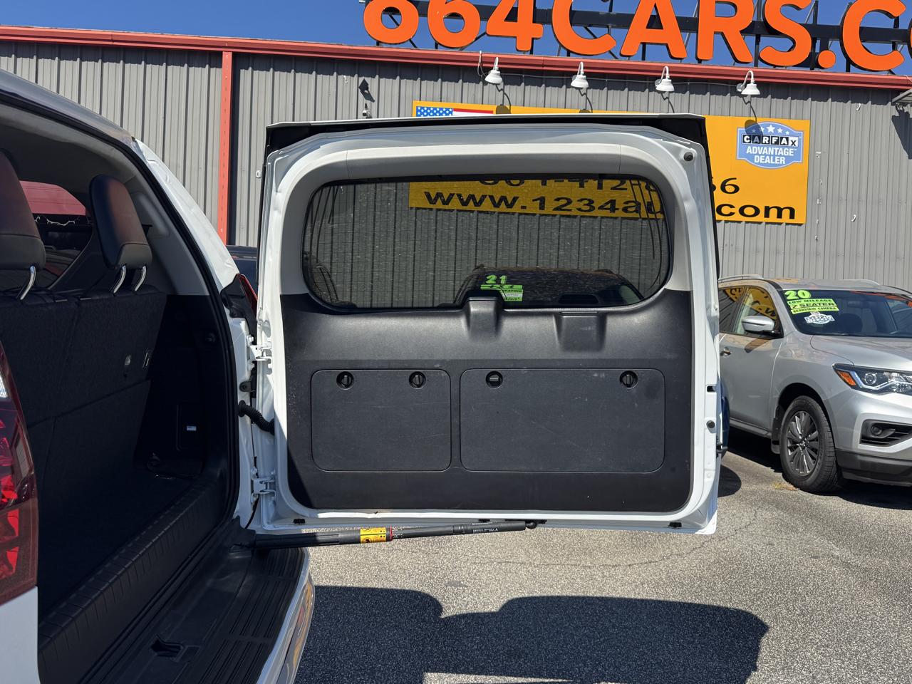 Lexus GX photo 22