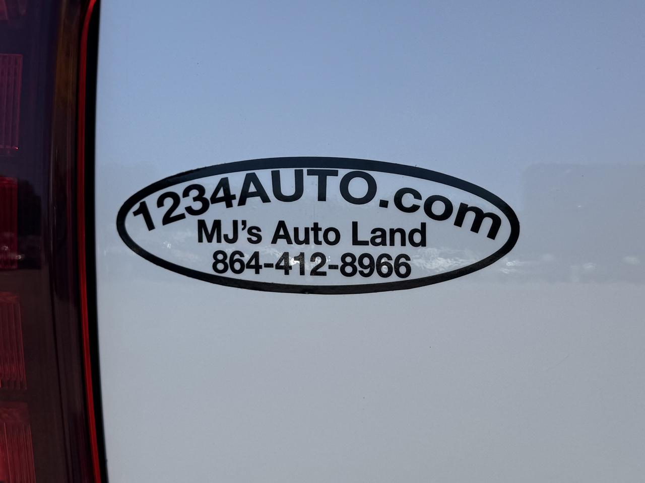 Lexus GX photo 27