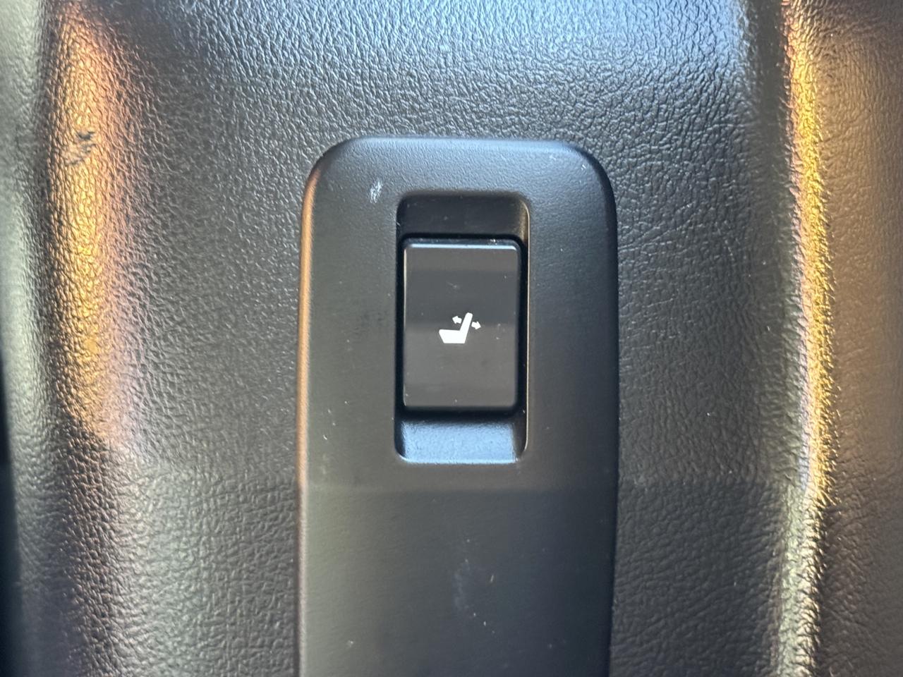 Lexus GX photo 33