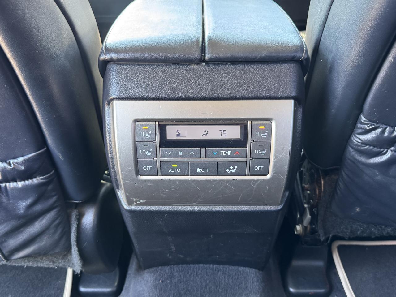 Lexus GX photo 37
