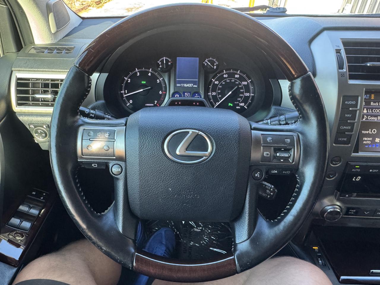 Lexus GX photo 51