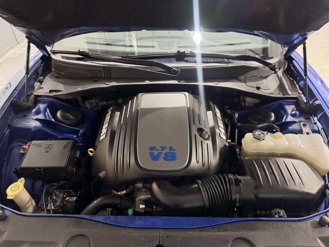 Dodge Charger photo 3