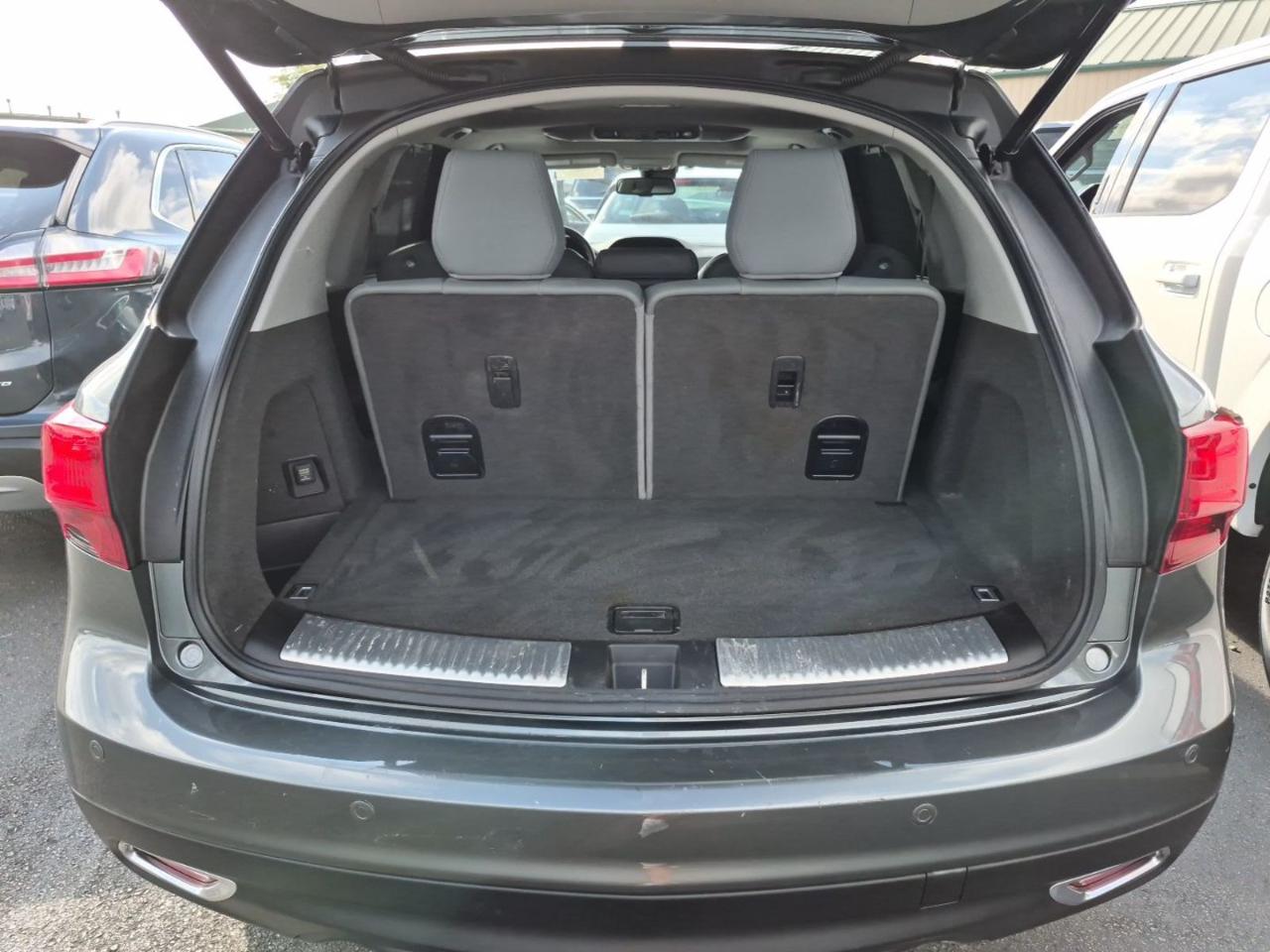 Acura MDX  2015