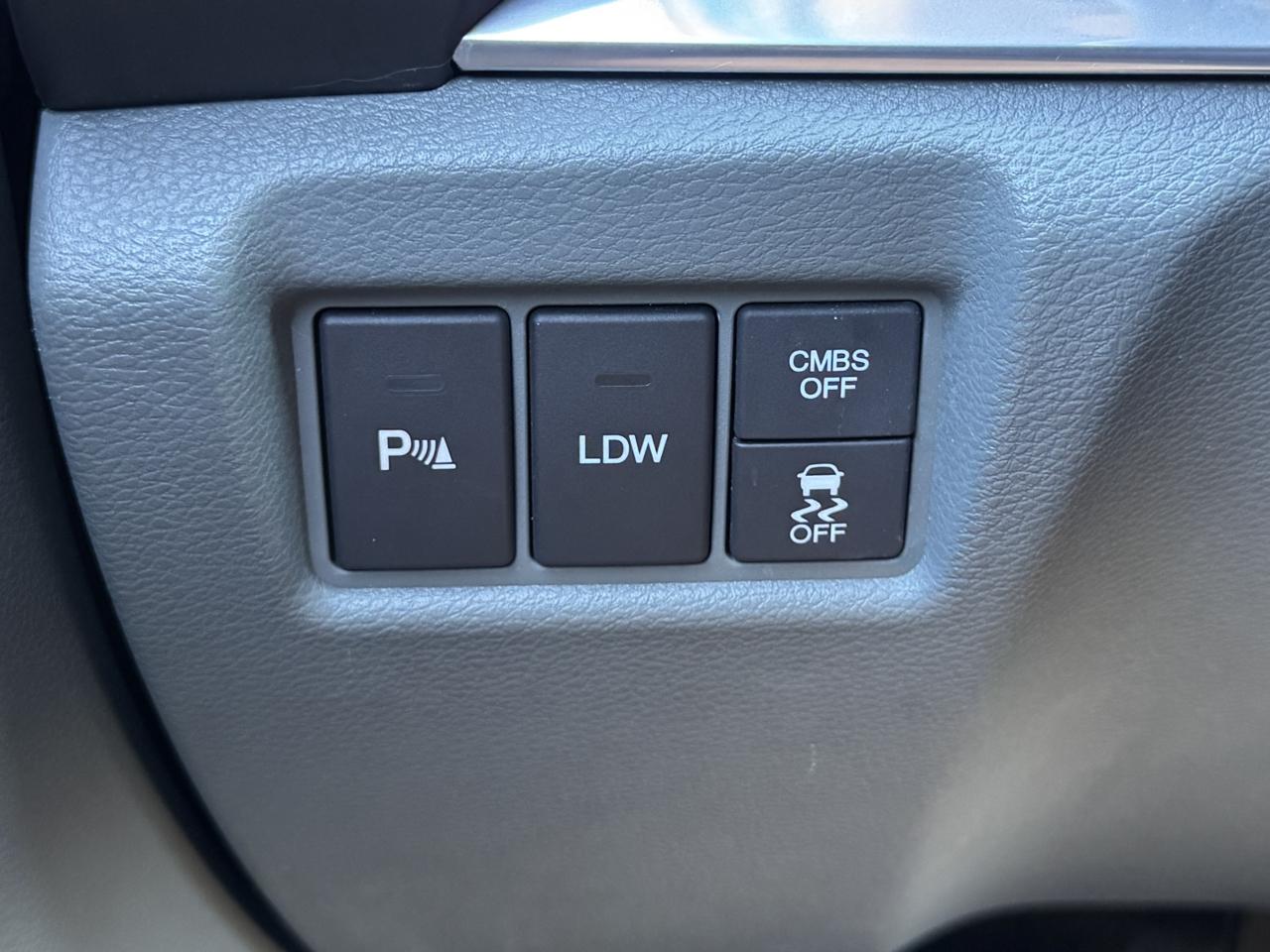 Acura MDX  2015