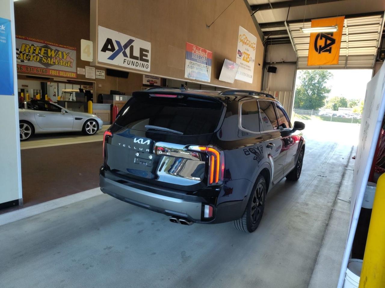 Kia Telluride SX Prestige X-Pro AWD 2023