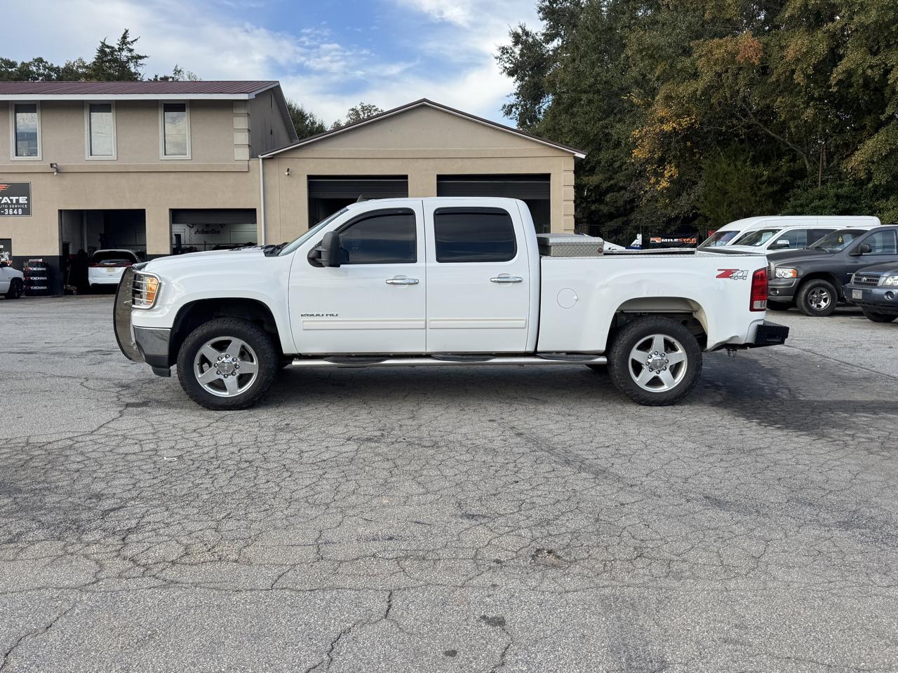 2011 GMC Sierra 2500HD SLT Crew Cab 4WD
