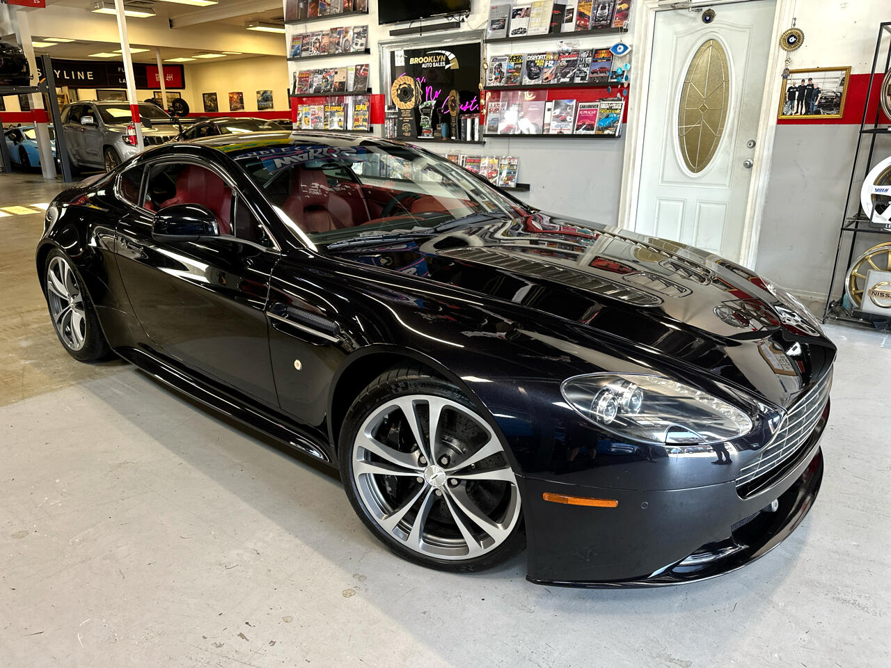 2011 Aston Martin V12 Vantage