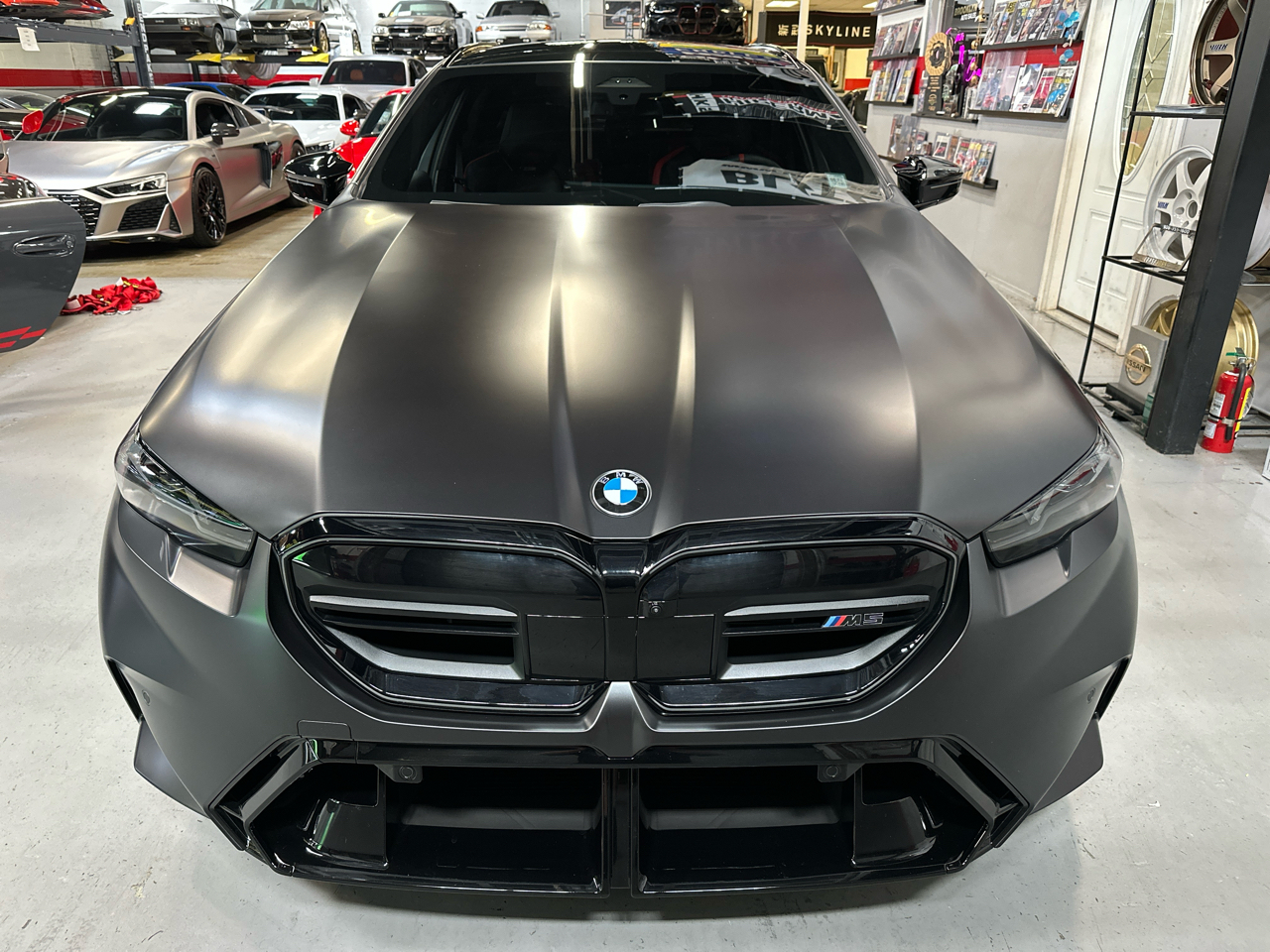 BMW M5  2025
