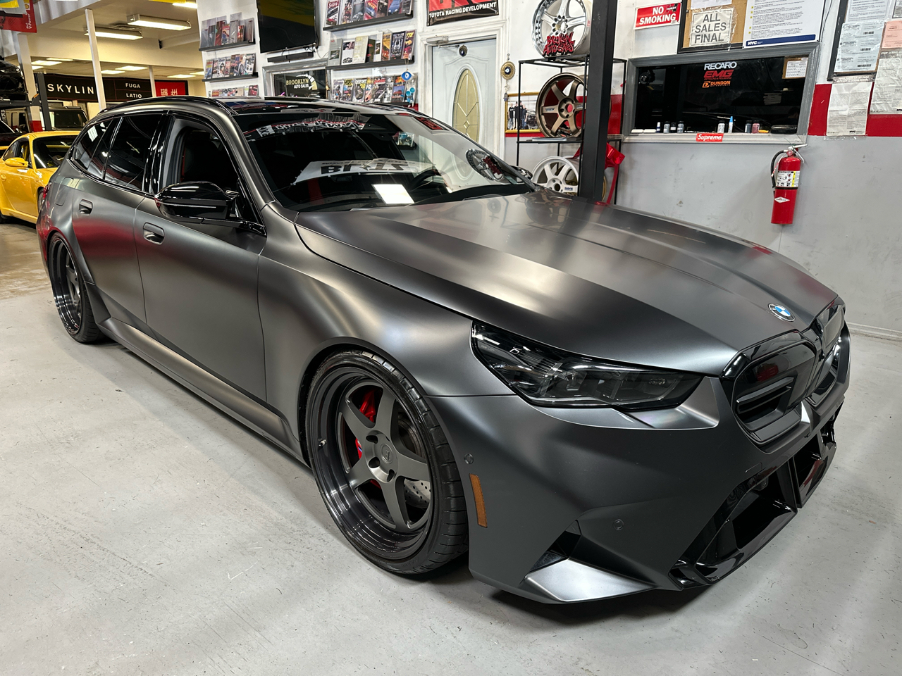 BMW M5  2025