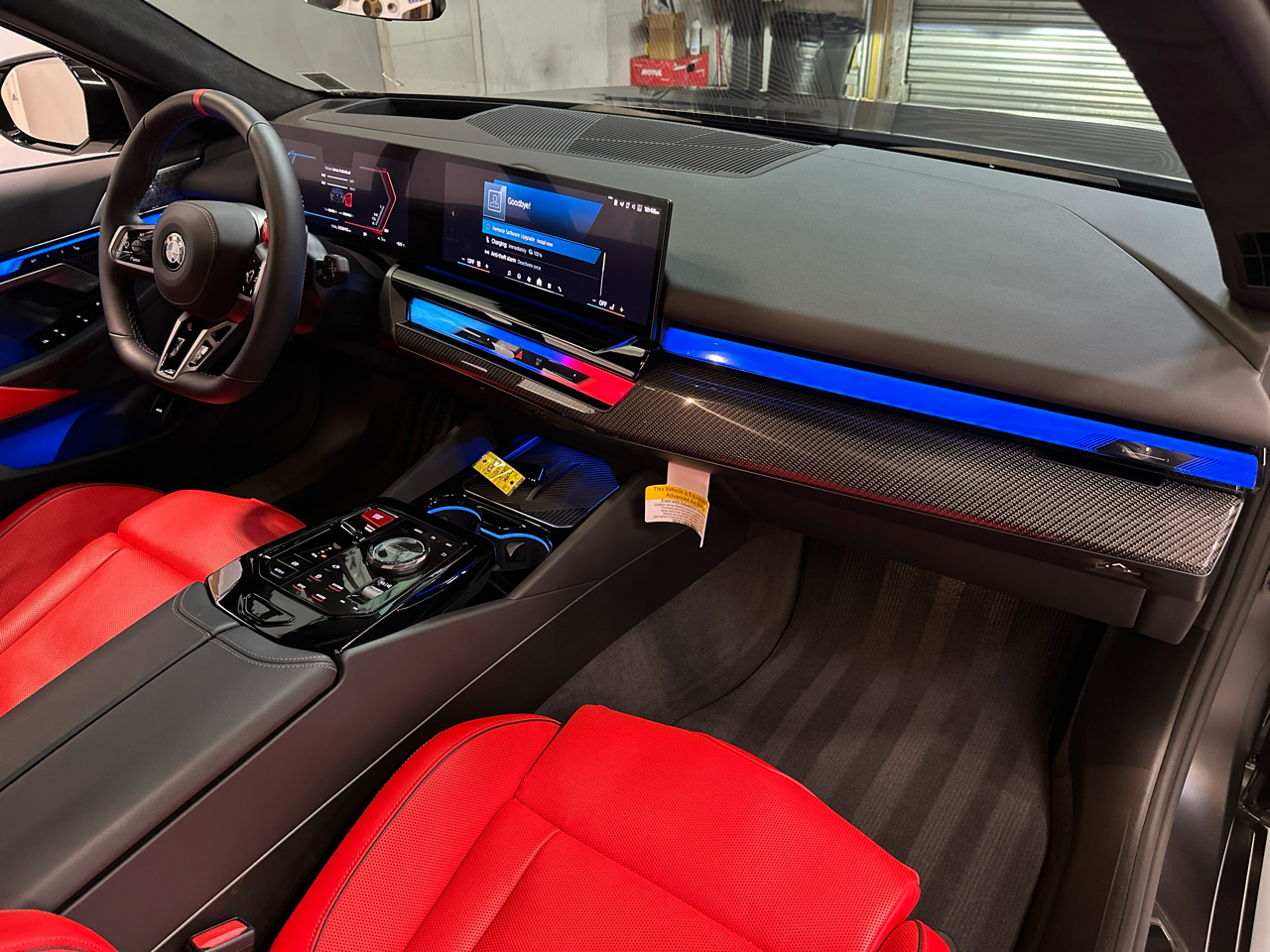 BMW M5  2025