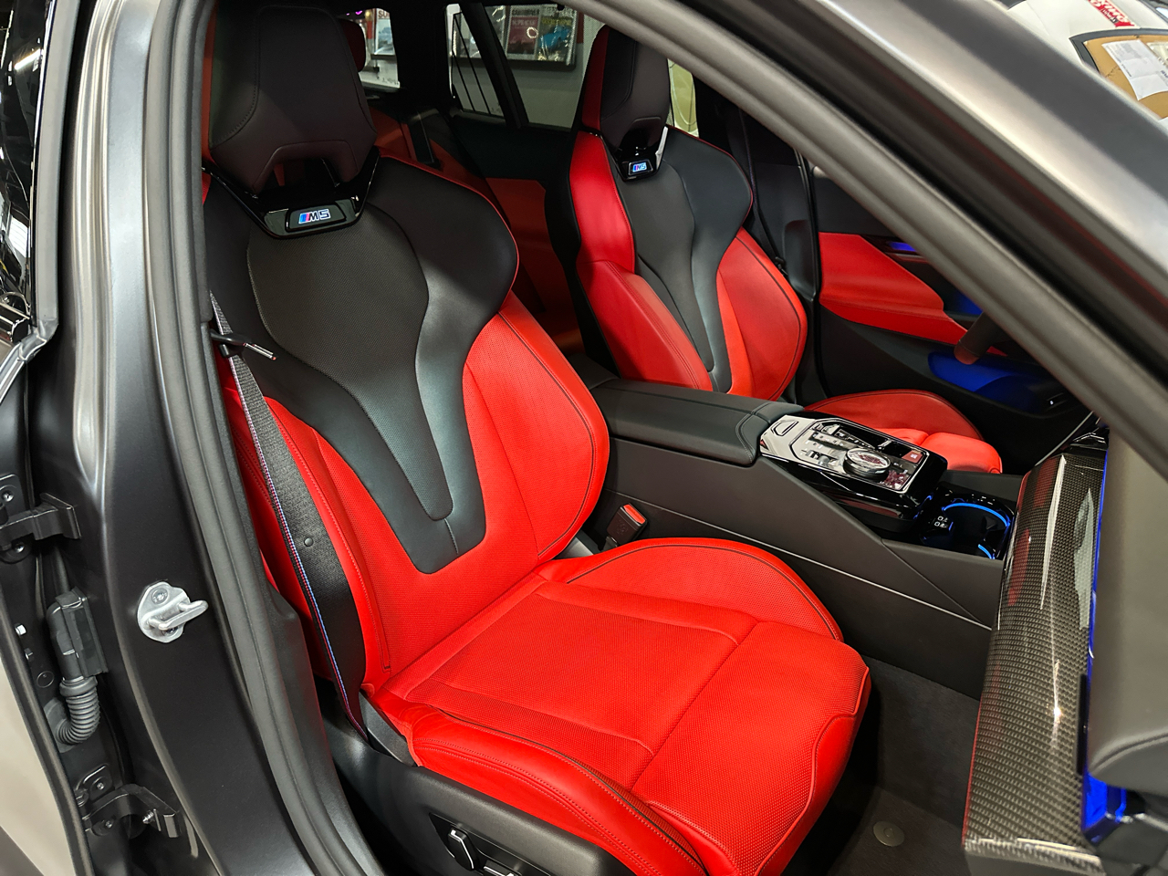 BMW M5  2025