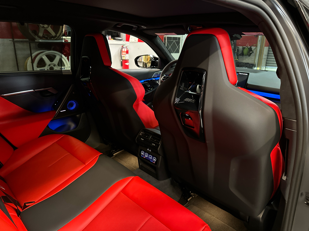BMW M5  2025