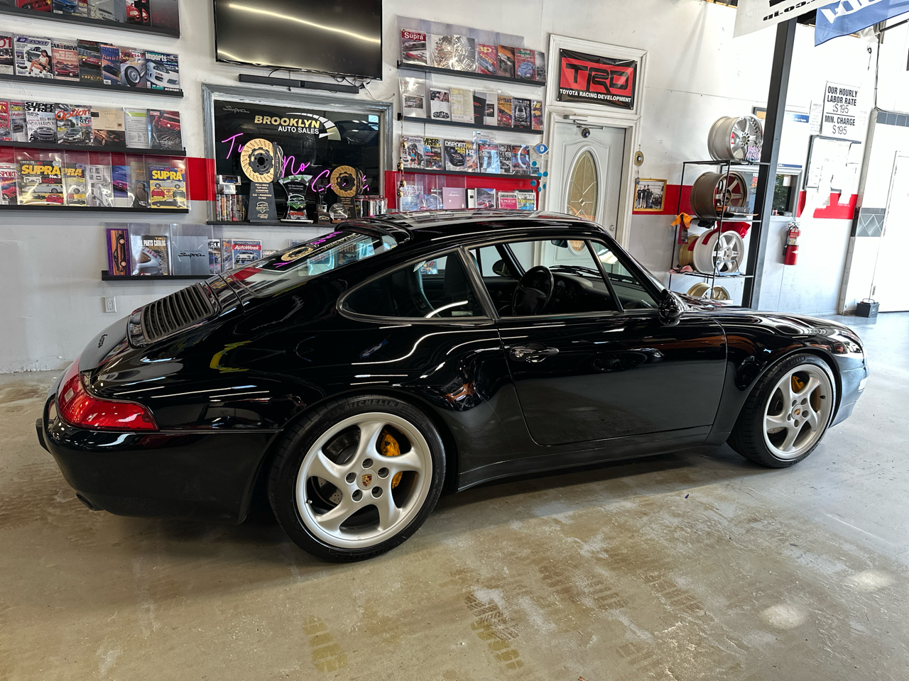 1995 Porsche 911 Coupe photo 4